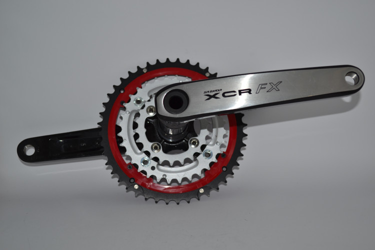 Шатун SR Suntour CW11 XCR V2 424FX SBD BSL 175MM 44/32/22T, чорний-сріблястий