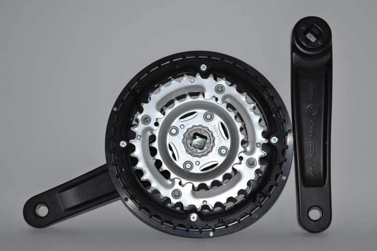 Шатун SR Suntour CW14 XCC T202 PBIBG 175MM 42/32/22T, чорний