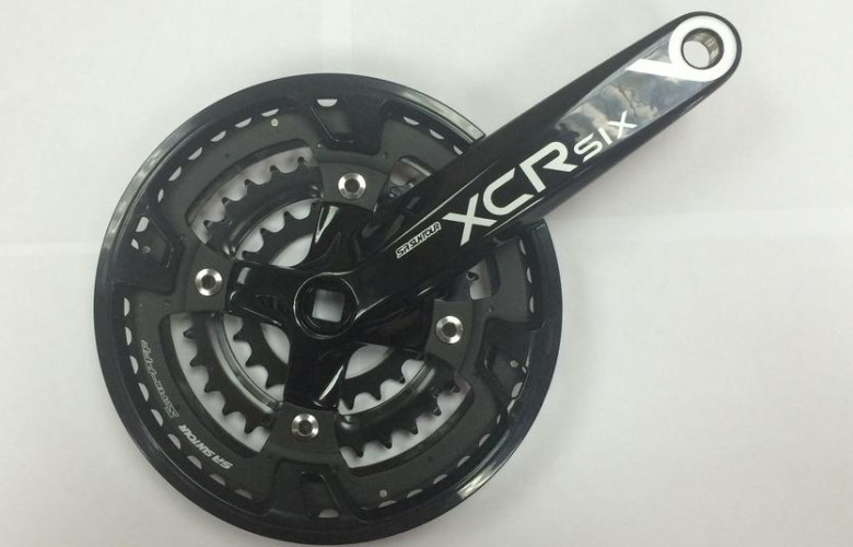 Шатун SR Suntour CW14 XCR6 T424 BDBG 175MM 44/32/22T, чорний