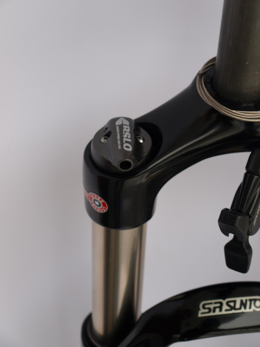 Вилка SR Suntour SF15 XCR AIR DS RL R 15QLC32 120 27.5", чорний