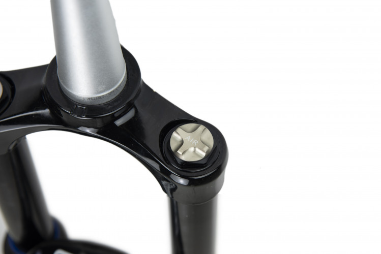 Вилка SR Suntour SF17 Aion DS LO R CTS 15QLC32 160 27.5", чорний