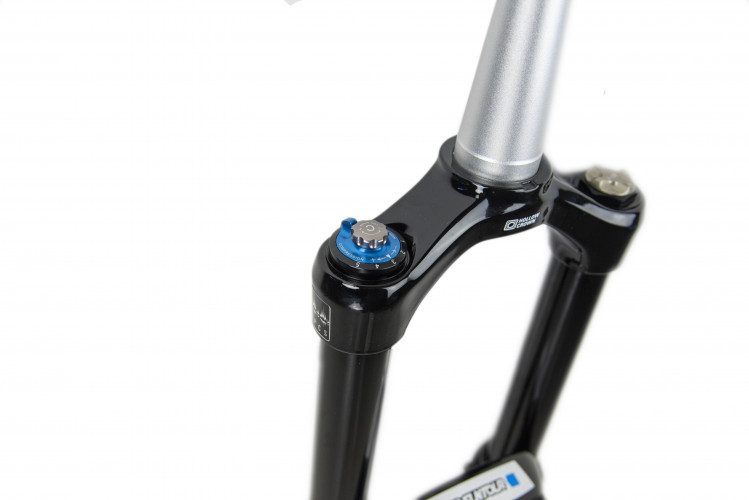 Вилка SR Suntour SF19 Durolux Boost R2C2 PCS 15QLC TI 110 180 27.5", чорний