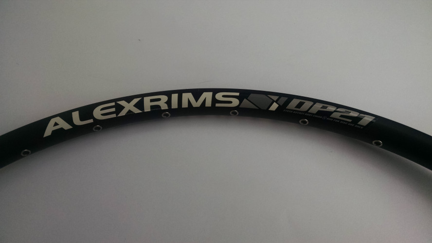 Обід Alex Rims DP21 SSE AV 36H 700C, чорний